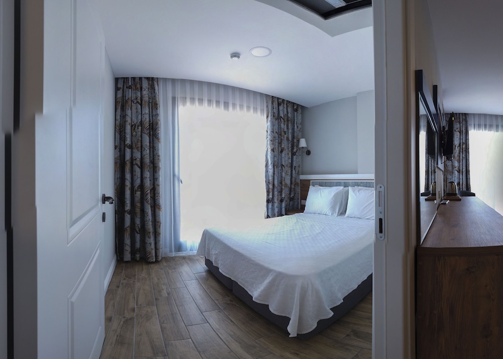 Houdini Hotel 12/39
