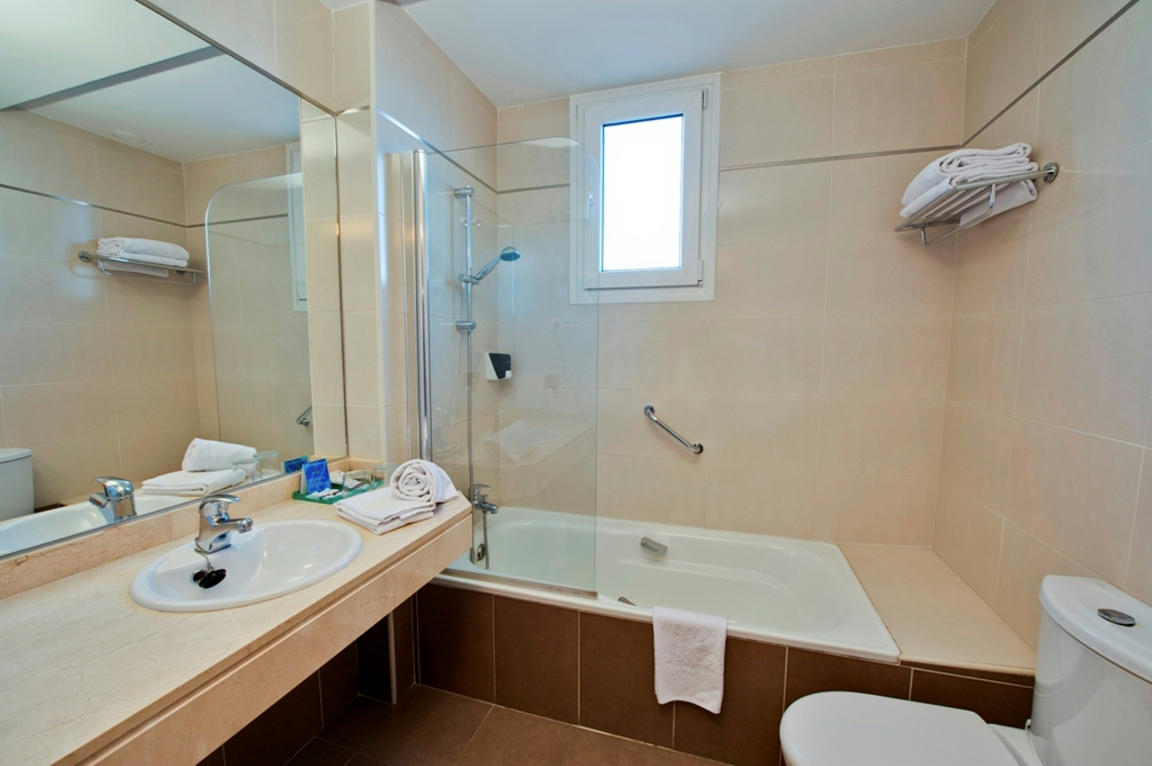 Hotel Porcel Ganivet 49/50