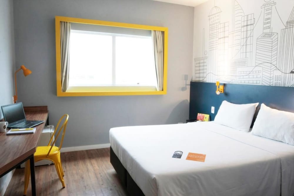 B And B Hotels Sao Jose Dos Campos 12/47