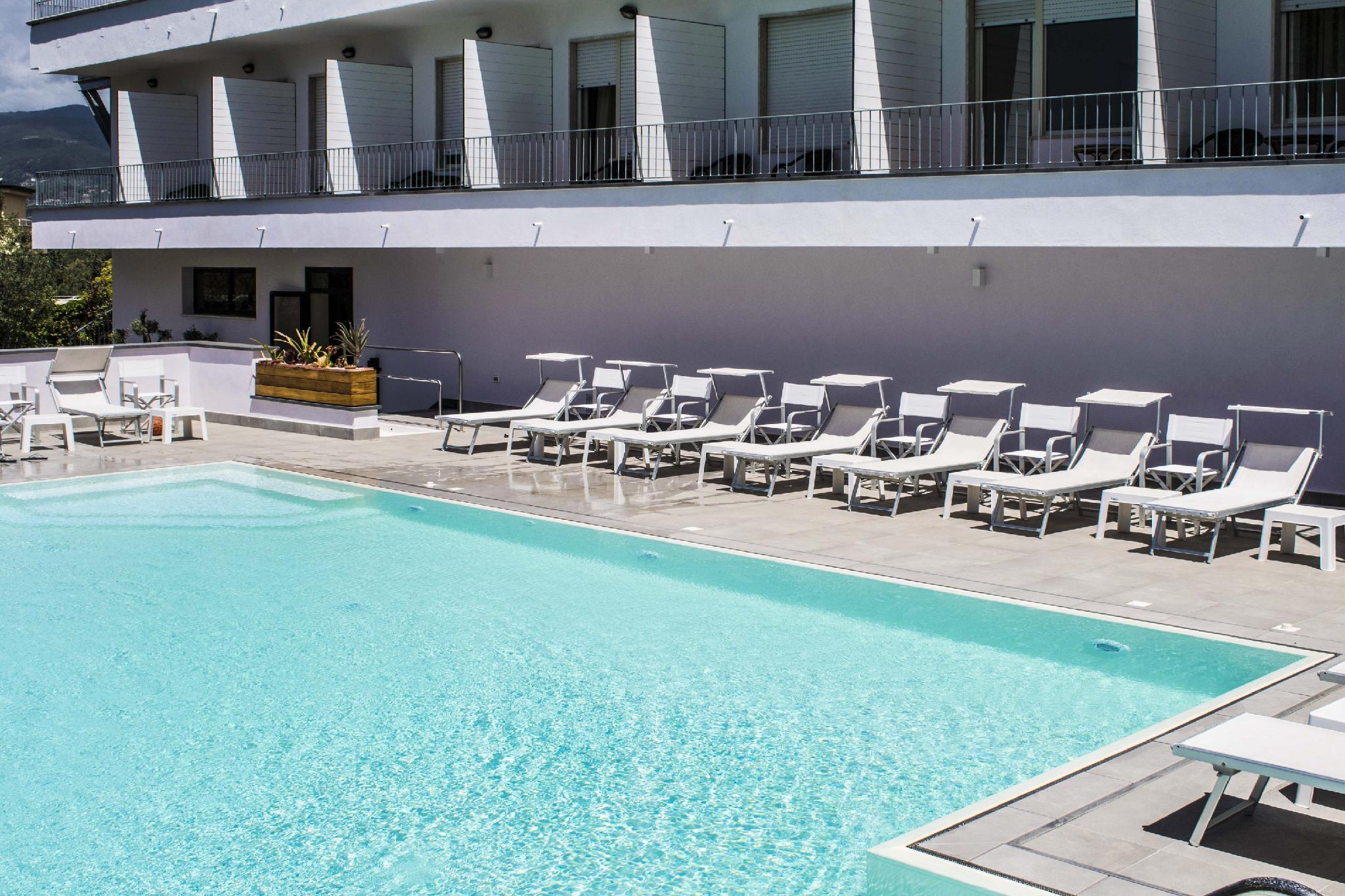 BAIA HOTEL 6/41