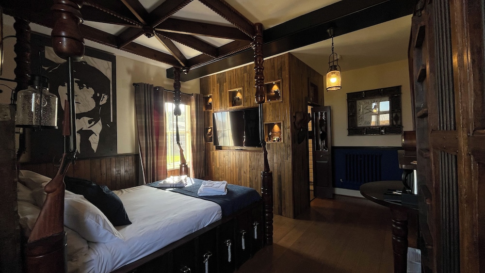 غرفة ديلوكس بسرير مزدوج بحوض استحمام