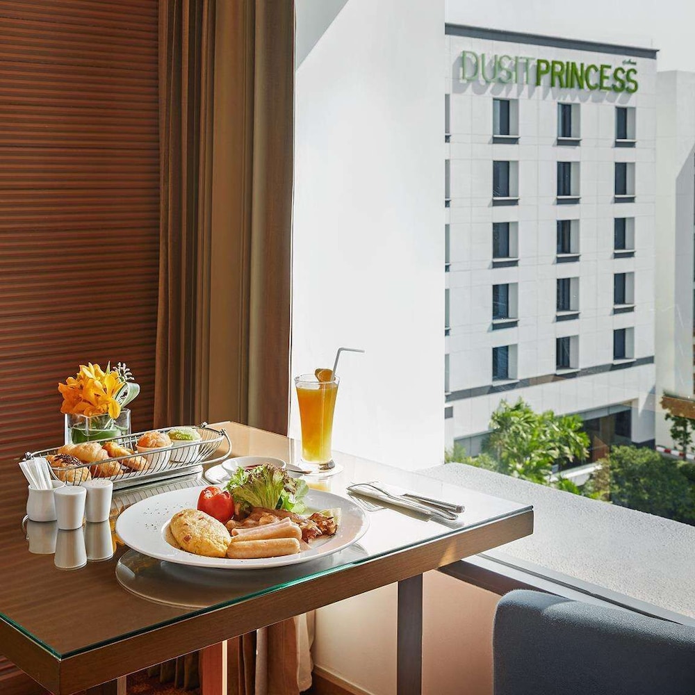 Dusit Princess Srinakarin Bangkok 51/69