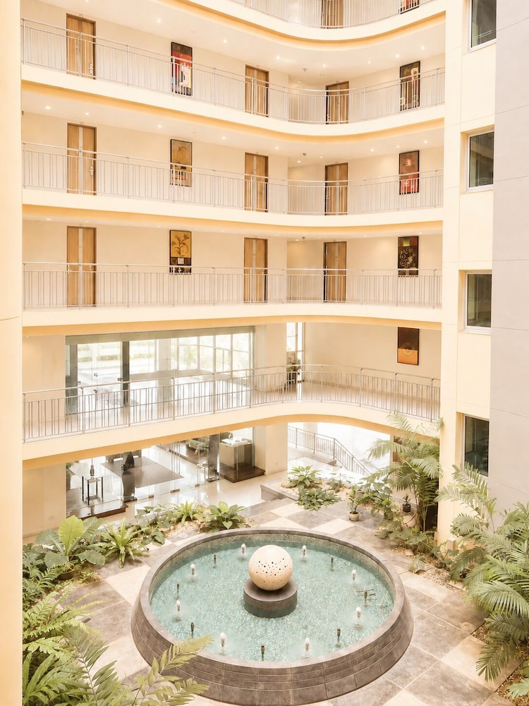 Golden Pearl Residences 22/50