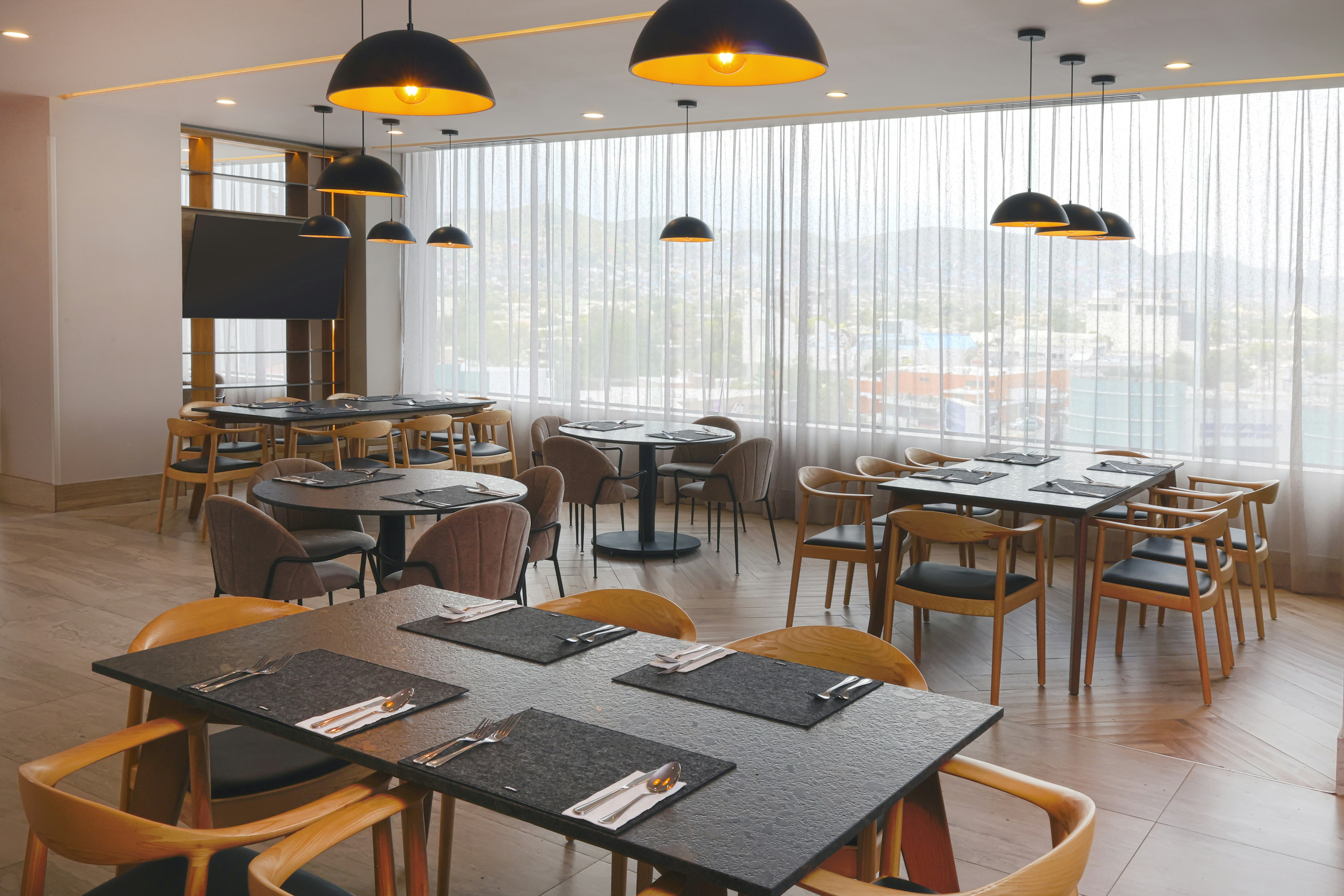 Hampton Inn Monterrey Tecnologico, MX 29/42