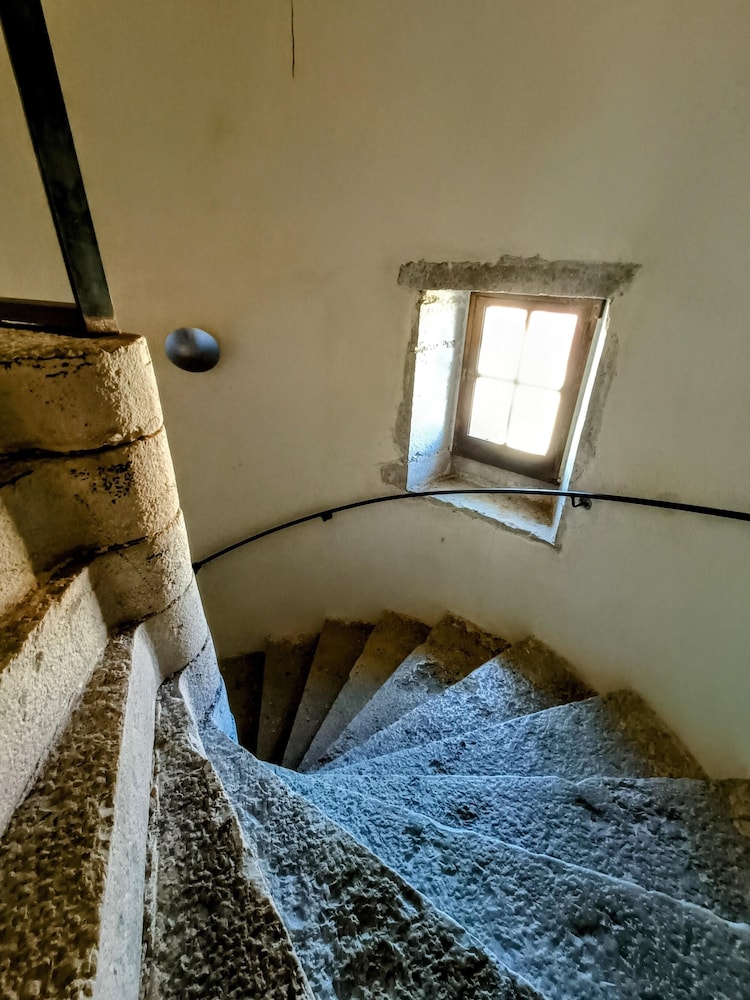 Les Chambres De La Renaissance 26/50