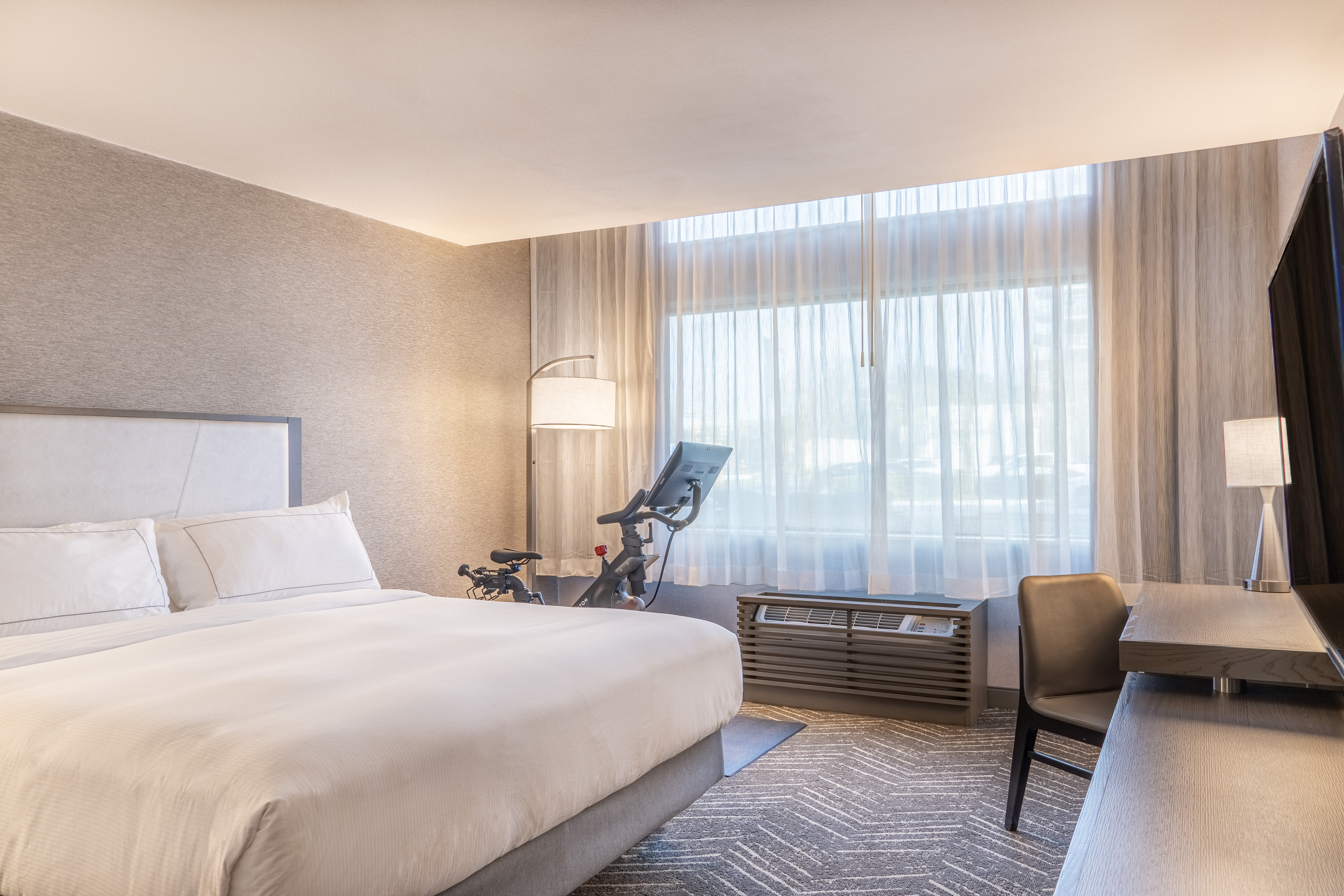 Pod, Standard, King Bed