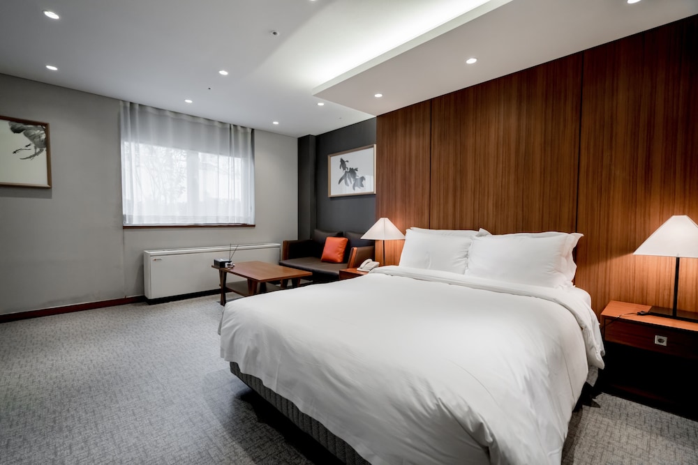 PREMIER, DOUBLE BED