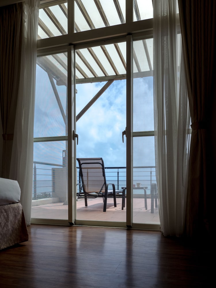 Lovesea 126 House Inn 25/44