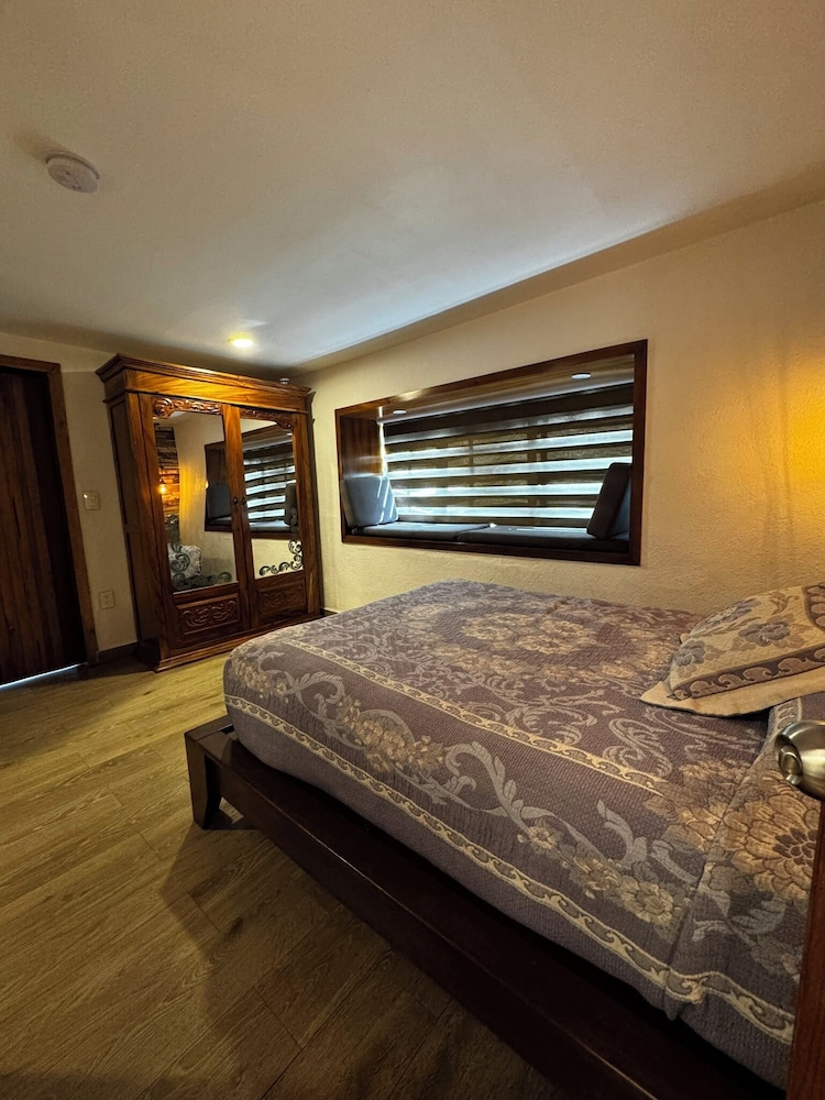 1 BEDROOM, CITY, DOUBLE BED