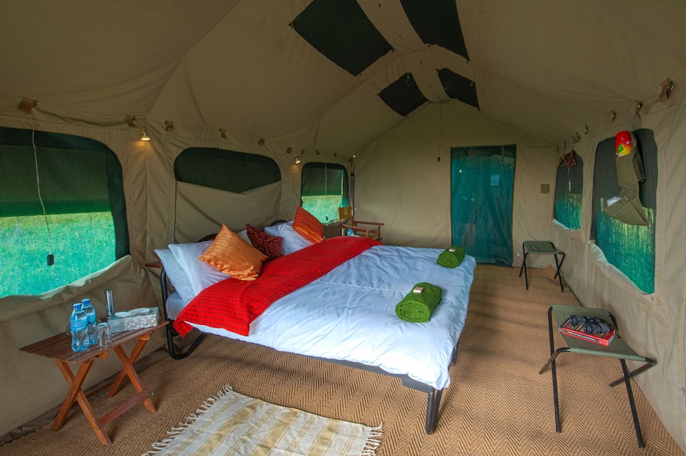 Kananga Special Tented Camp 8/50
