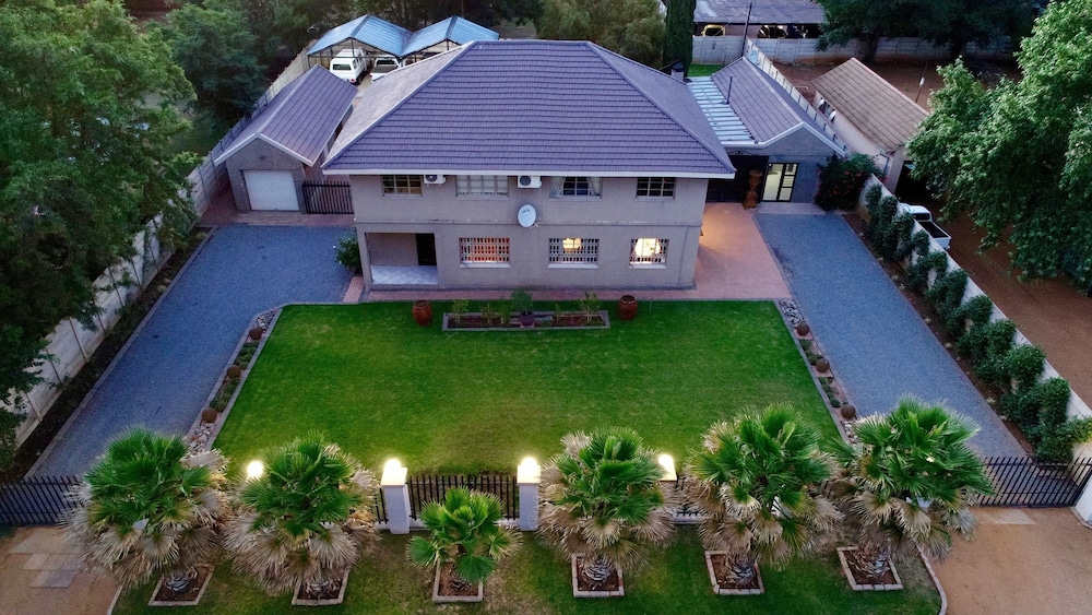 Modern Goldfields 14/16