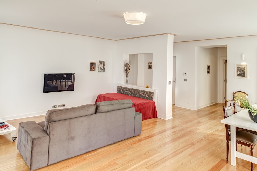 Palacio Camoes Lisbon Serviced Apartments 32/50