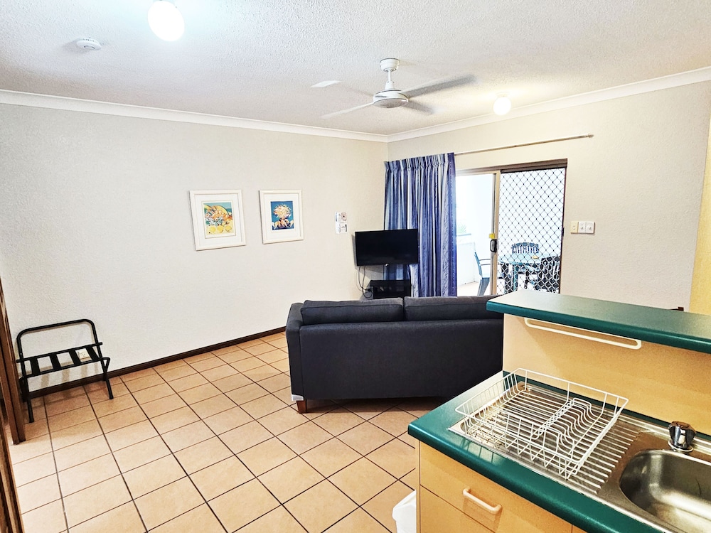 Royal Palm Villas Cairns 21/29