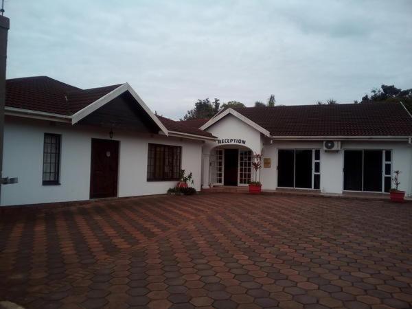 Isibaya Guest Lodge 9/13