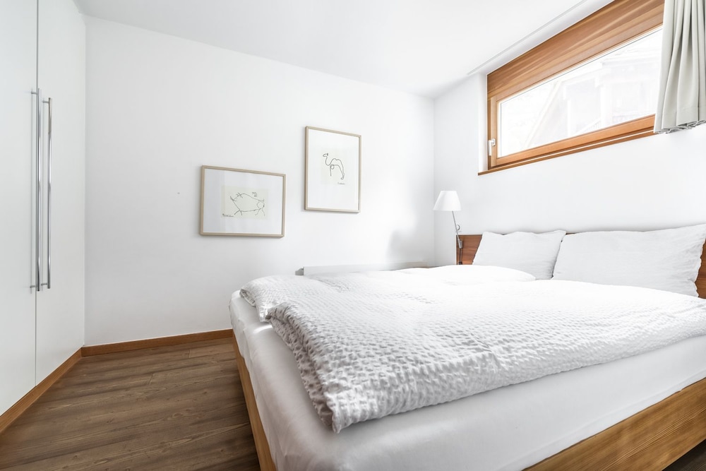 2 Bedrooms, Luxury, Apartment, 2 Double Beds, Mountain View