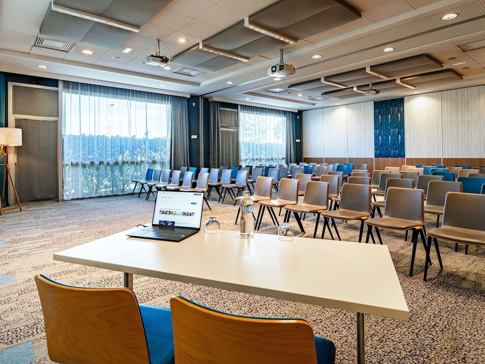 NOVOTEL REIMS TINQUEUX 62/72