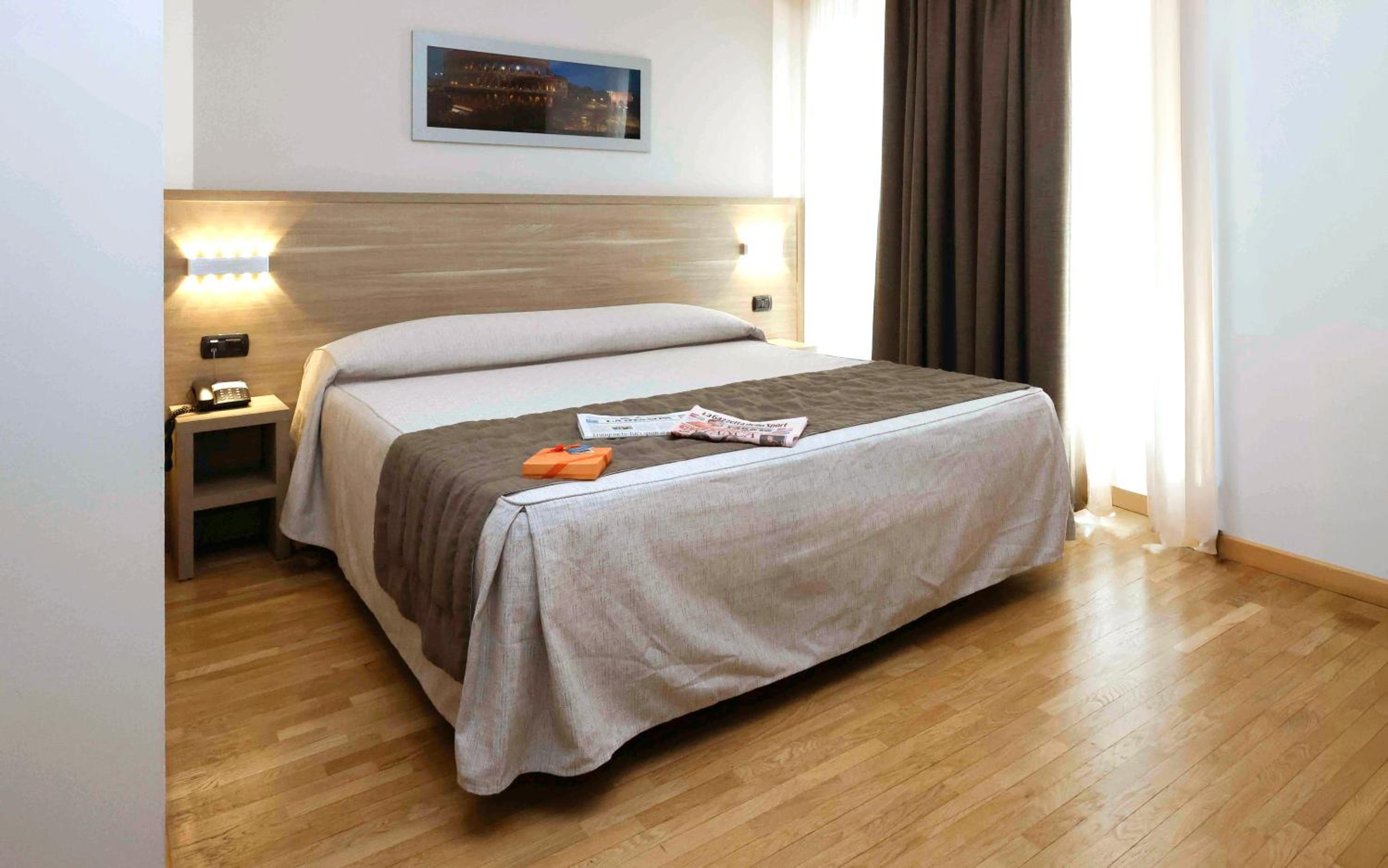 Room, Double Bed