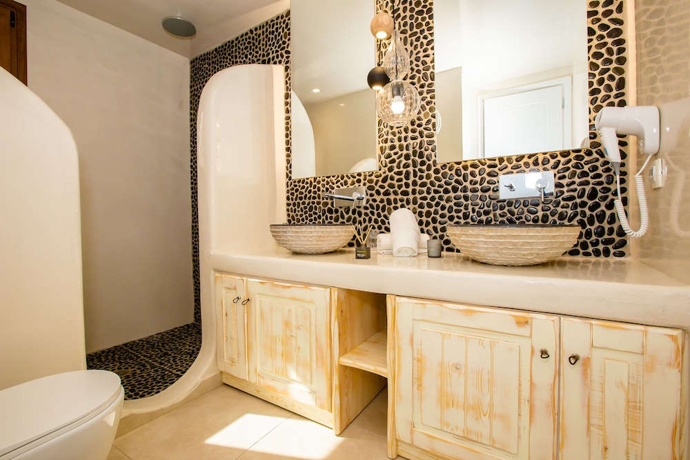Perla Nera Suites 43/50