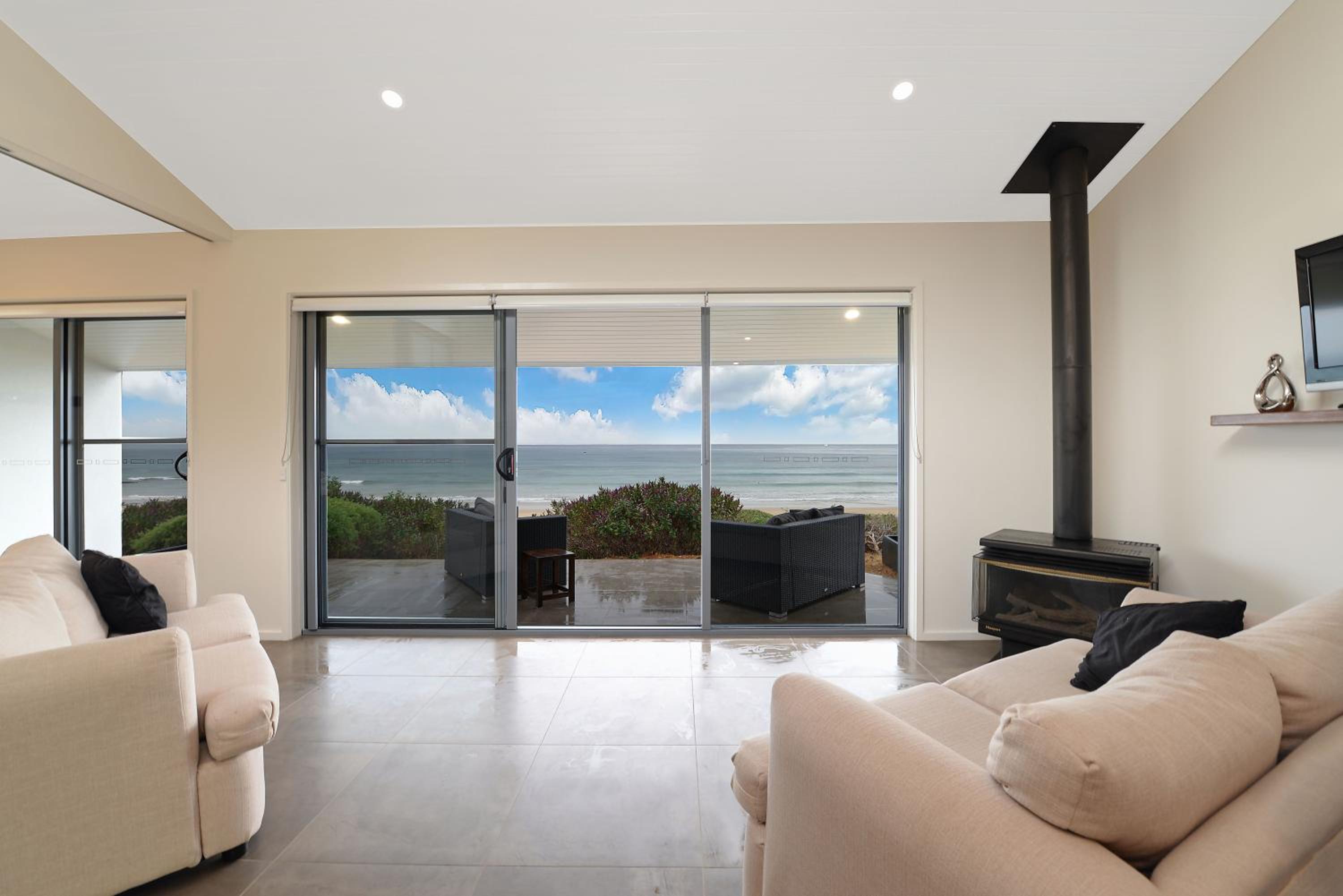 2 Bedrooms, Lodge, Beach View