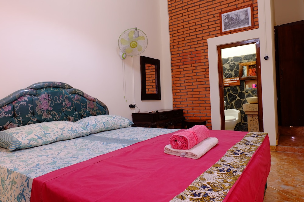 KAMPOENG DJAWA GUESTHOUSE 5/15