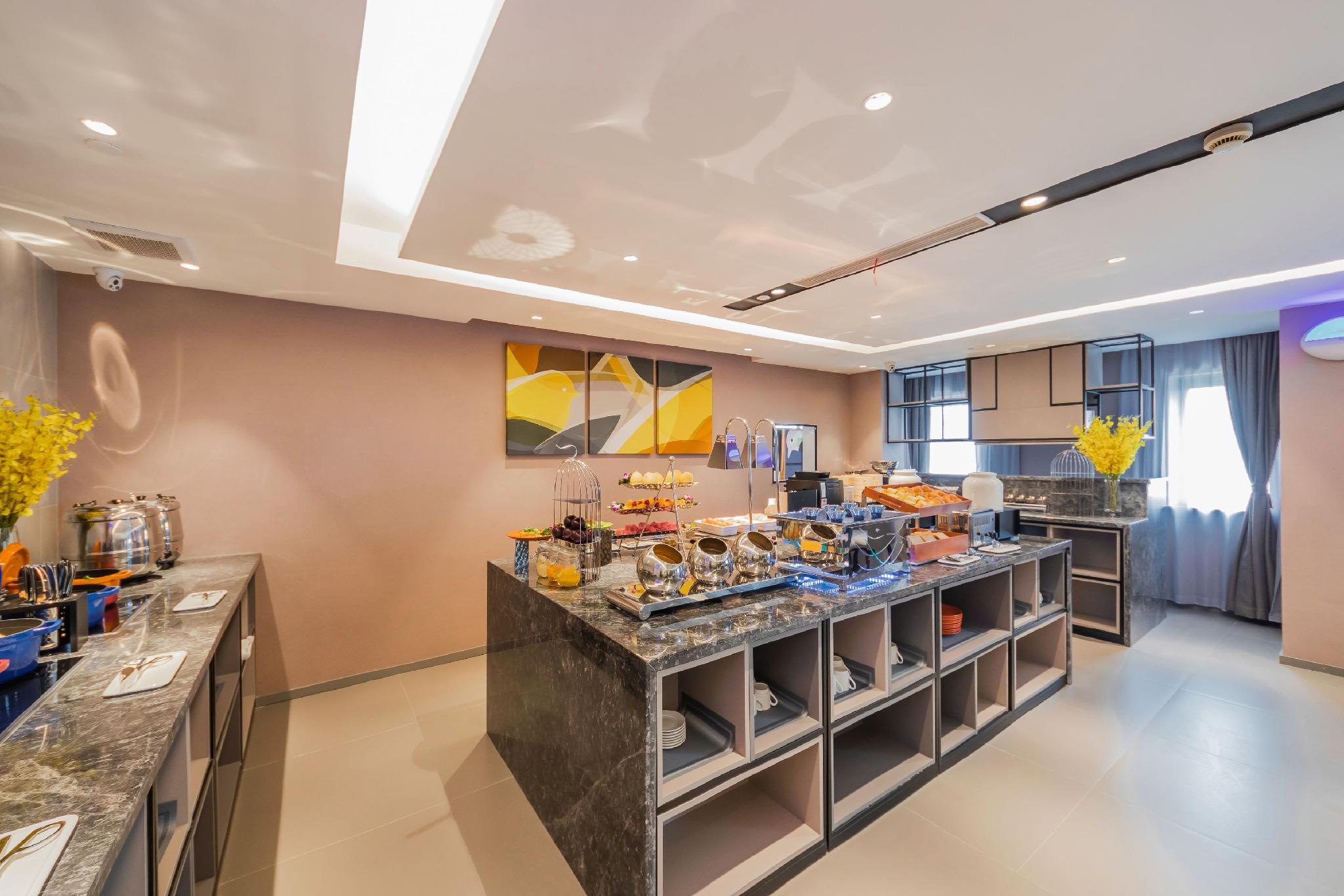 Home inn Selected (Shanghai Pudong International Airport Free Trade Zone) 38/53