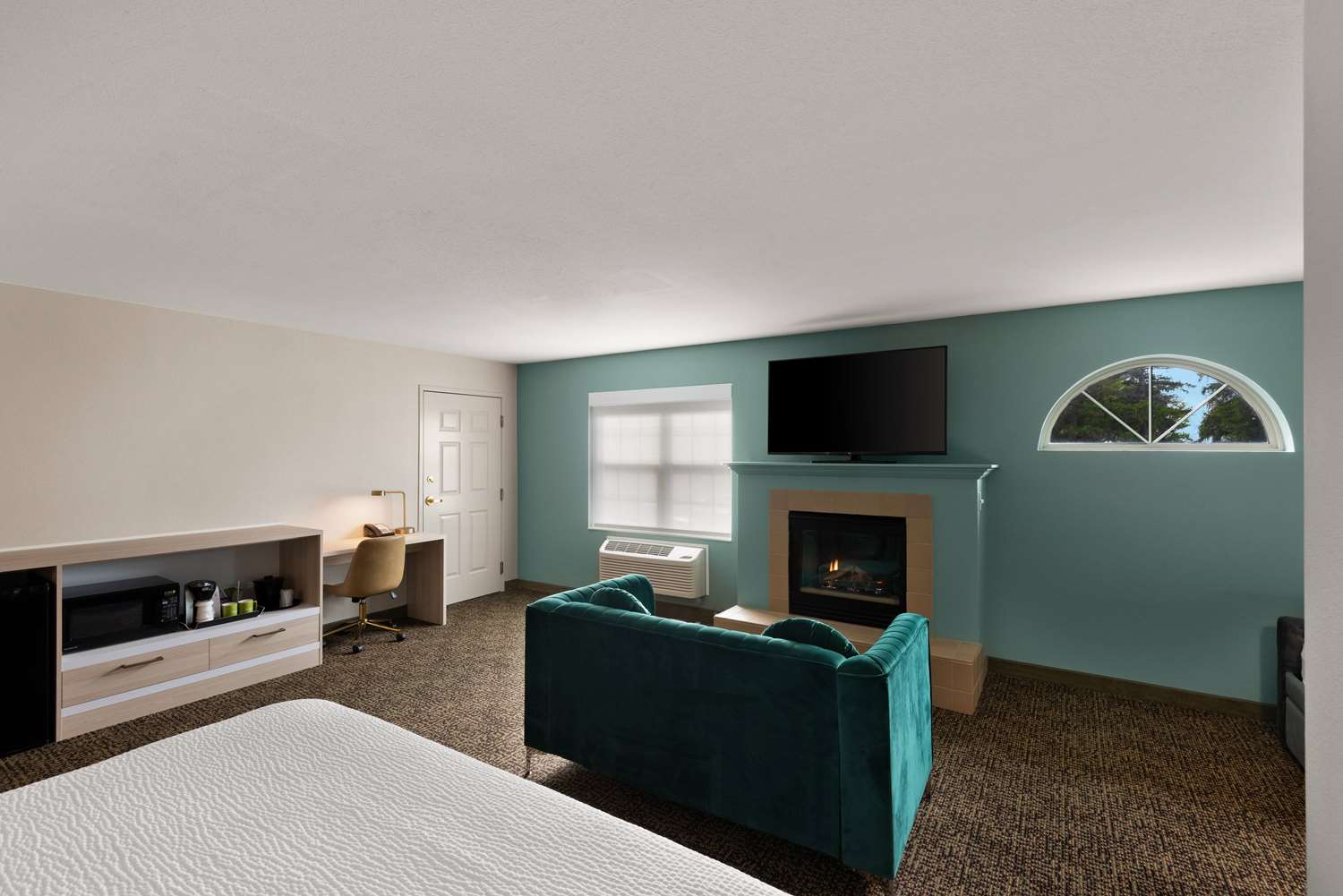 Wyndham Garden Galena Hotel & Day Spa 34/73