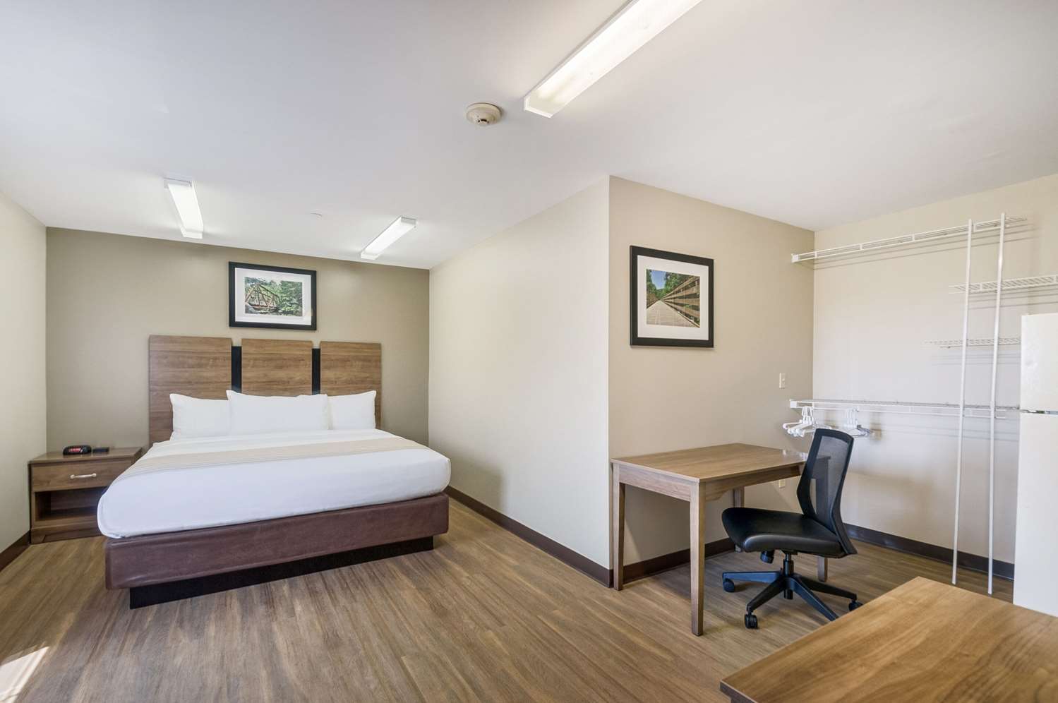 Efficiency, 2 King Beds، Suburban Studios Sterling - Washington Dulles 2/4