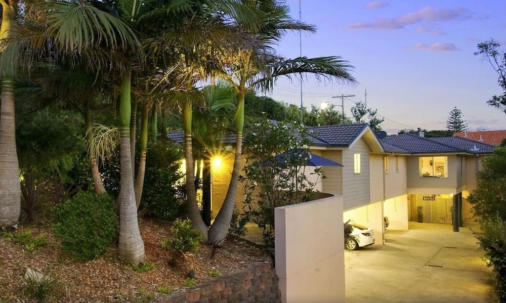 Tiarri Terrigal 31/50