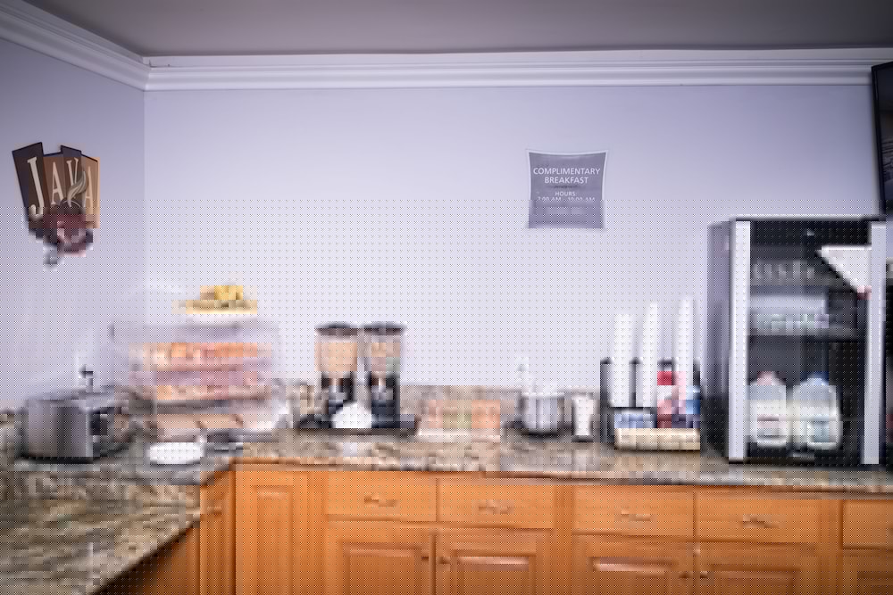 Rodeway Inn & Suites Bellflower 29/33