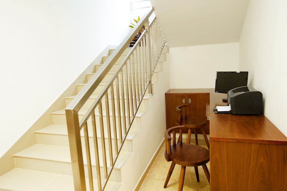 Niko Hotels 27/36