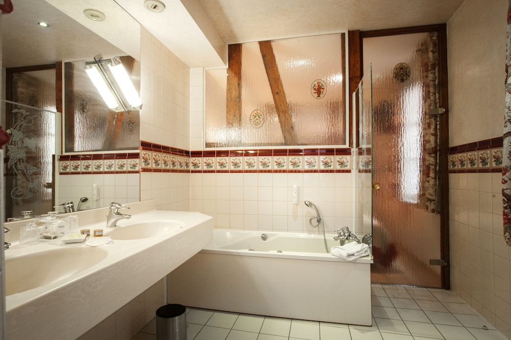 Hotel Beaucour 80/83