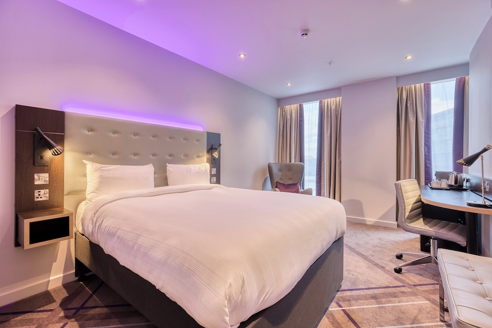 Premier Inn London Docklands (Canning Town) 18/48