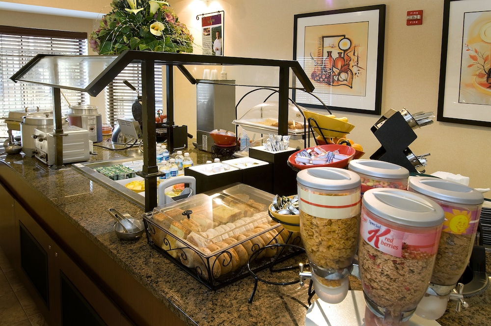 Staybridge Suites Baltimore Bwi Airport 36/54