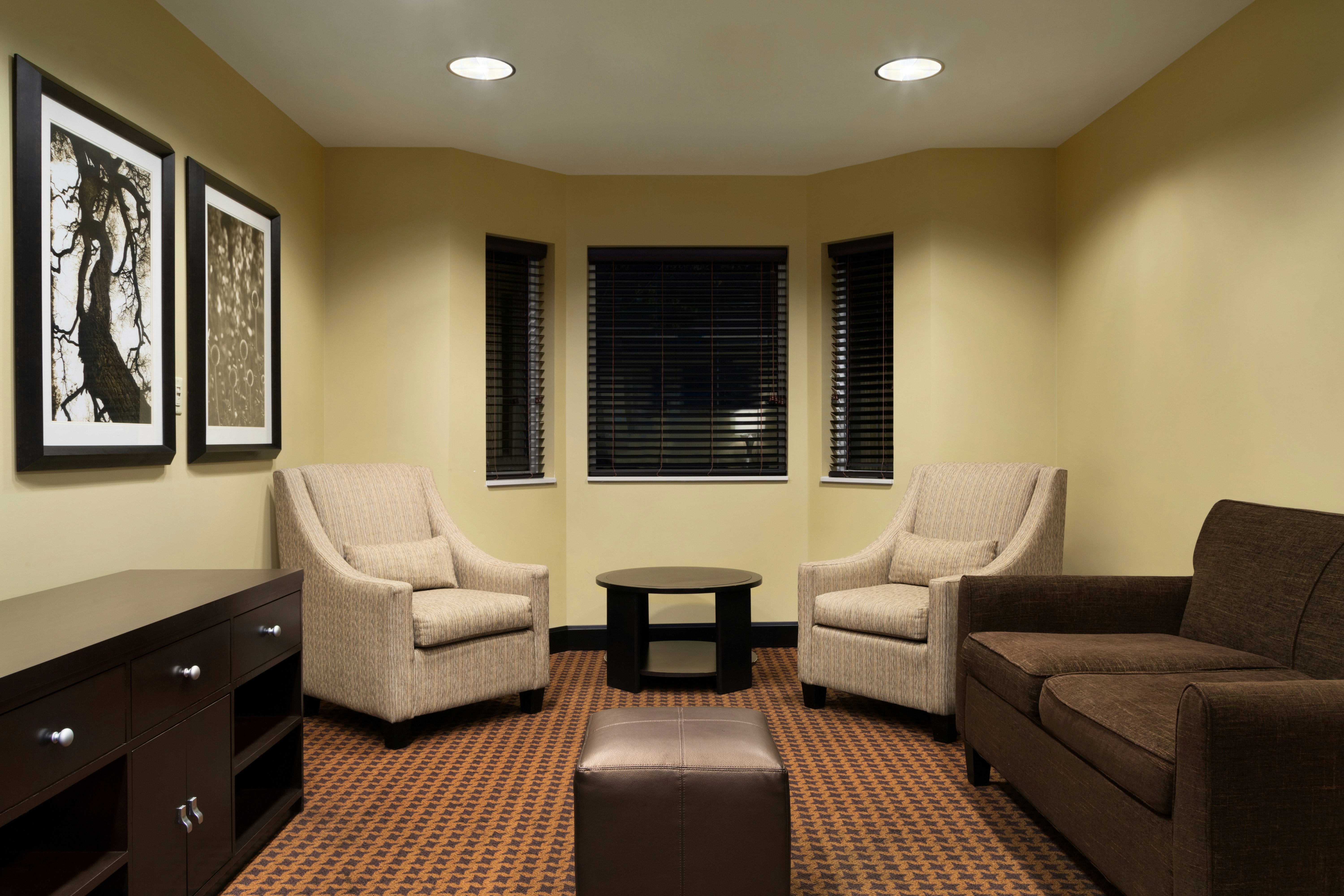 Staybridge Suites West Edmonton 42/78