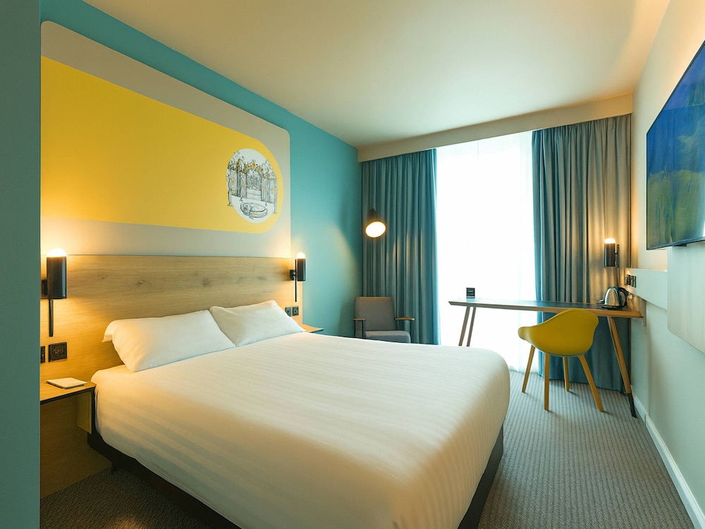 غرفة بسرير مزدوج، B&B HOTEL Inverness 2/8
