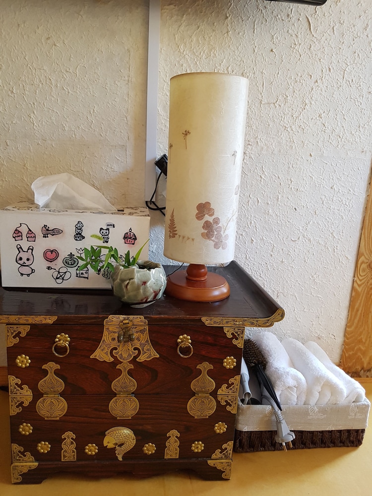 The Hanok 69/100