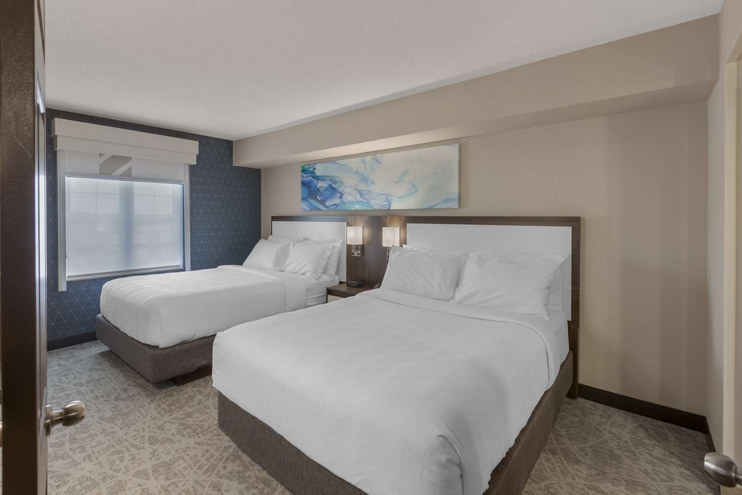Executive Residency By Best Western Toronto Mississauga 8/35