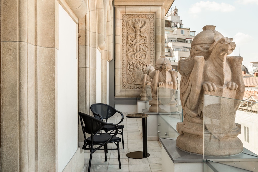 The Marmorosch Bucharest, Autograph Collection 16/42