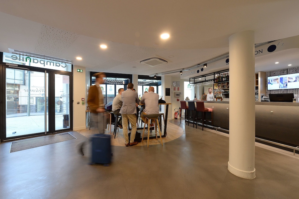 Campanile Paris Clichy Centre 55/63
