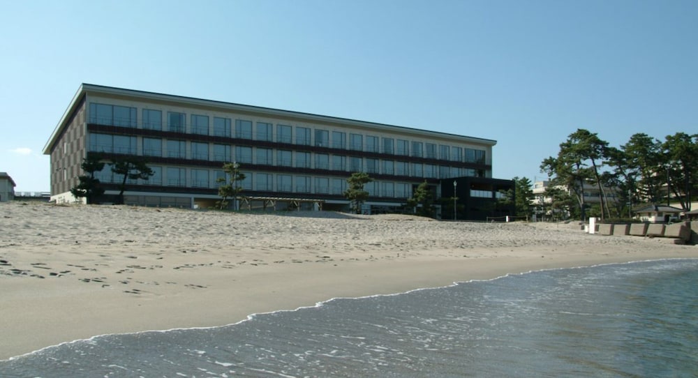 Bayside Square Kaike Hotel 57/59