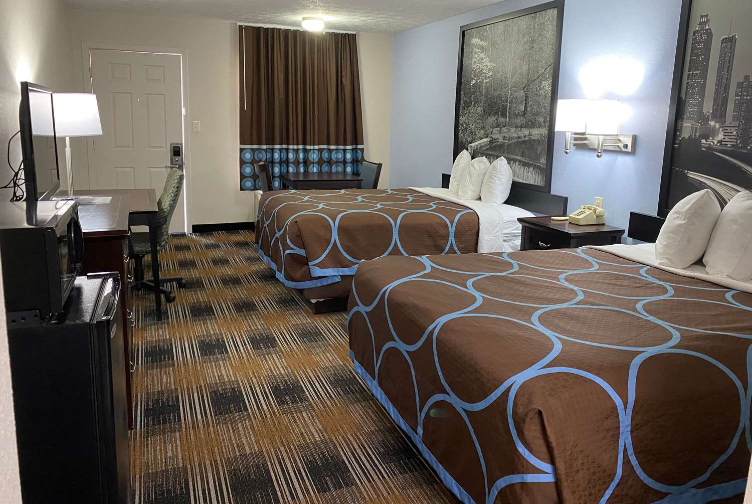 Super 8 by Wyndham Covington GA 18/32