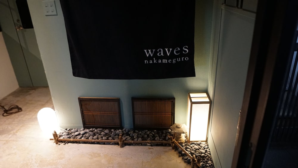 Waves Nakameguro 45/49