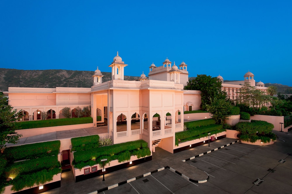 Trident, Jaipur 6/61