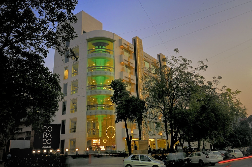 Hotel El Dorado 2/50