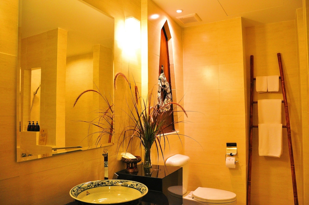 NAVATARA PHUKET RESORT 26/71