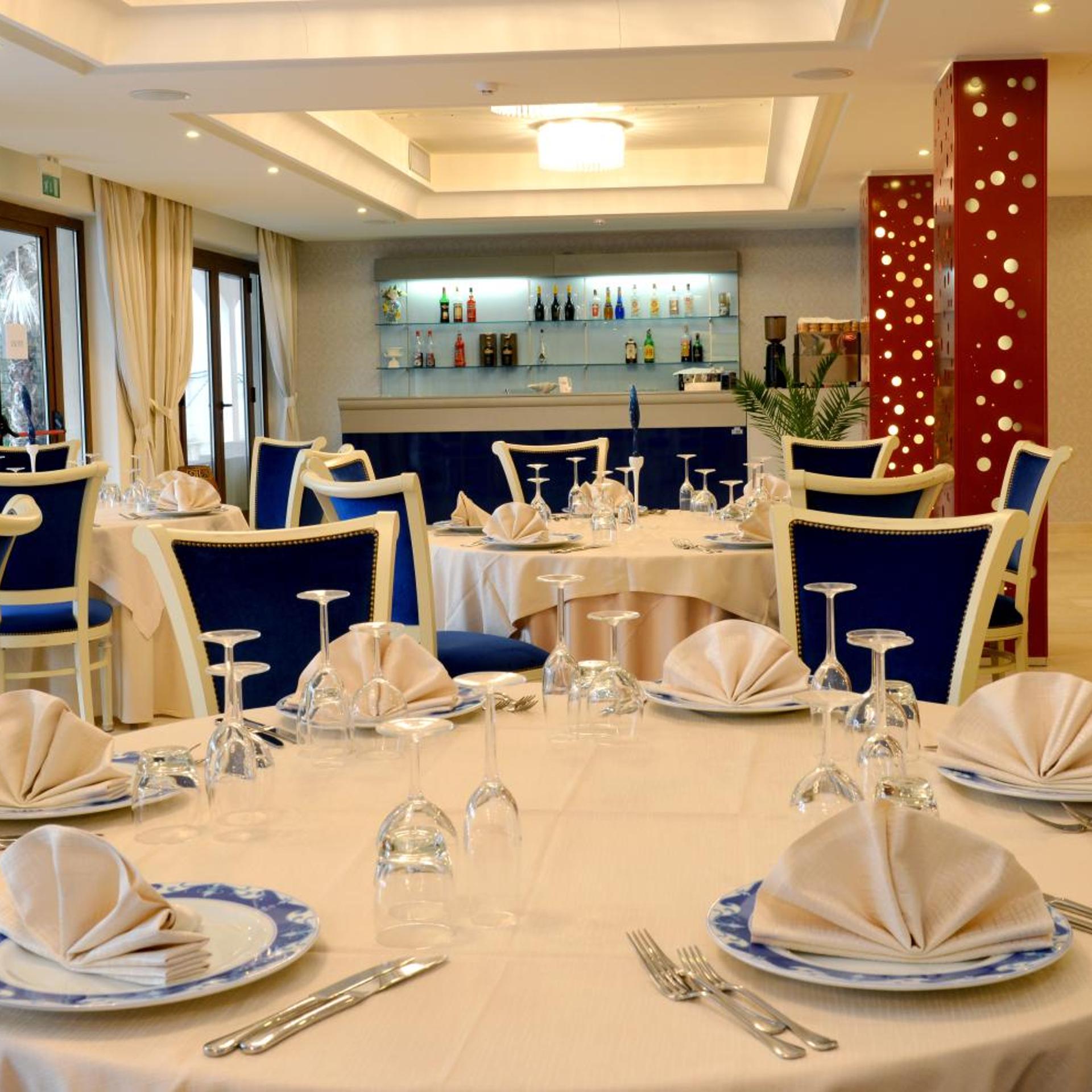 Prince Franklyn Hotel 39/55