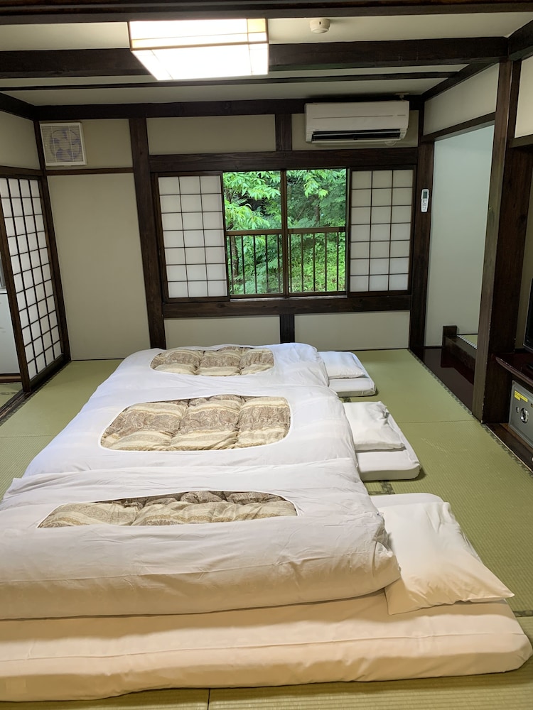 JAPANESE, SUPERIOR, TRIPLE, PRIVATE BATHROOM