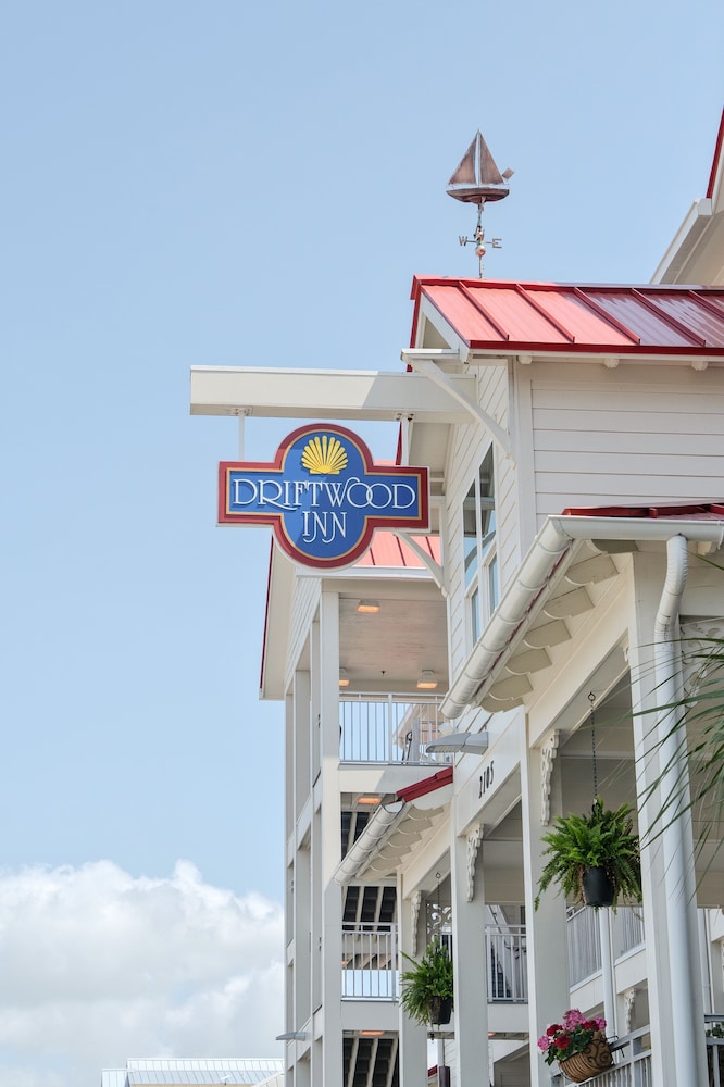 Driftwood Inn 1/50