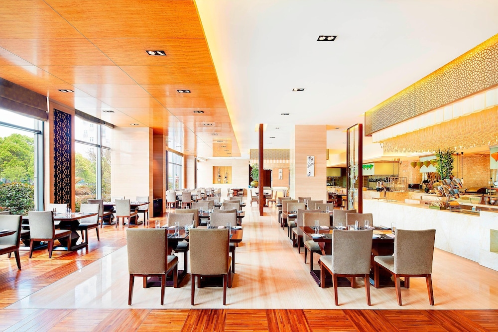 Sheraton Wuxi Binhu 38/50