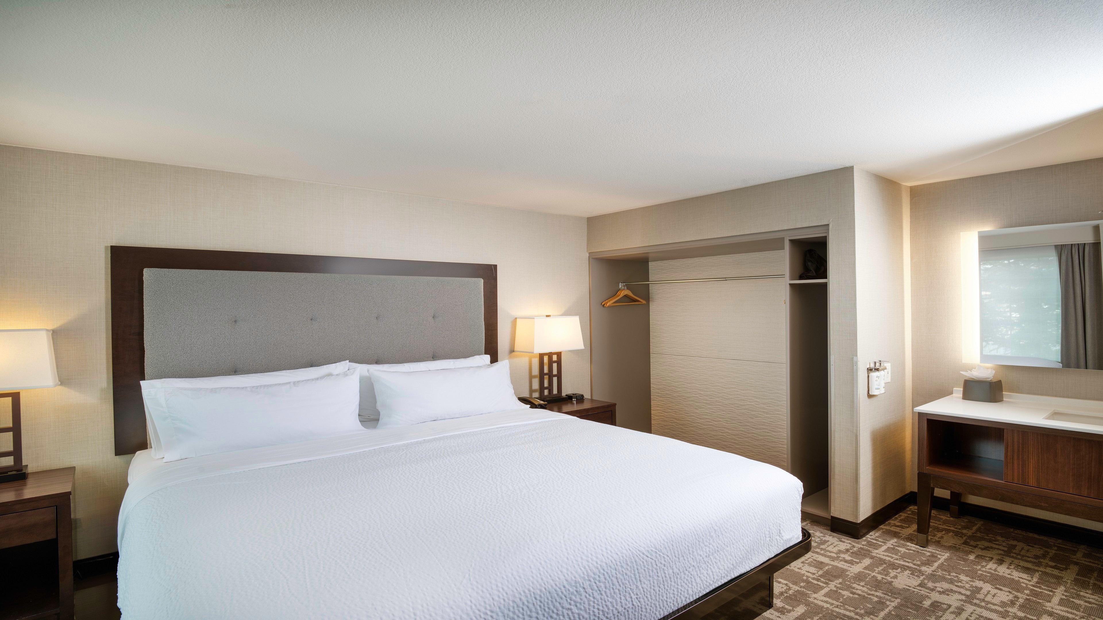 Room, Queen Bed, Accessible